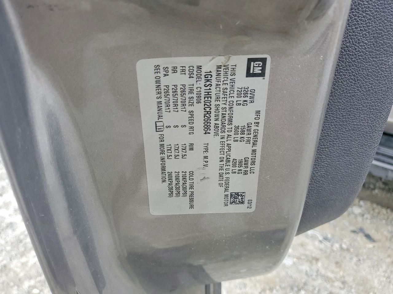 2012 GMC Yukon xl C1500 sle