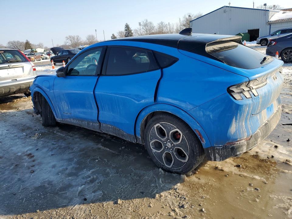 2022 Ford Mustang Mach-e gt