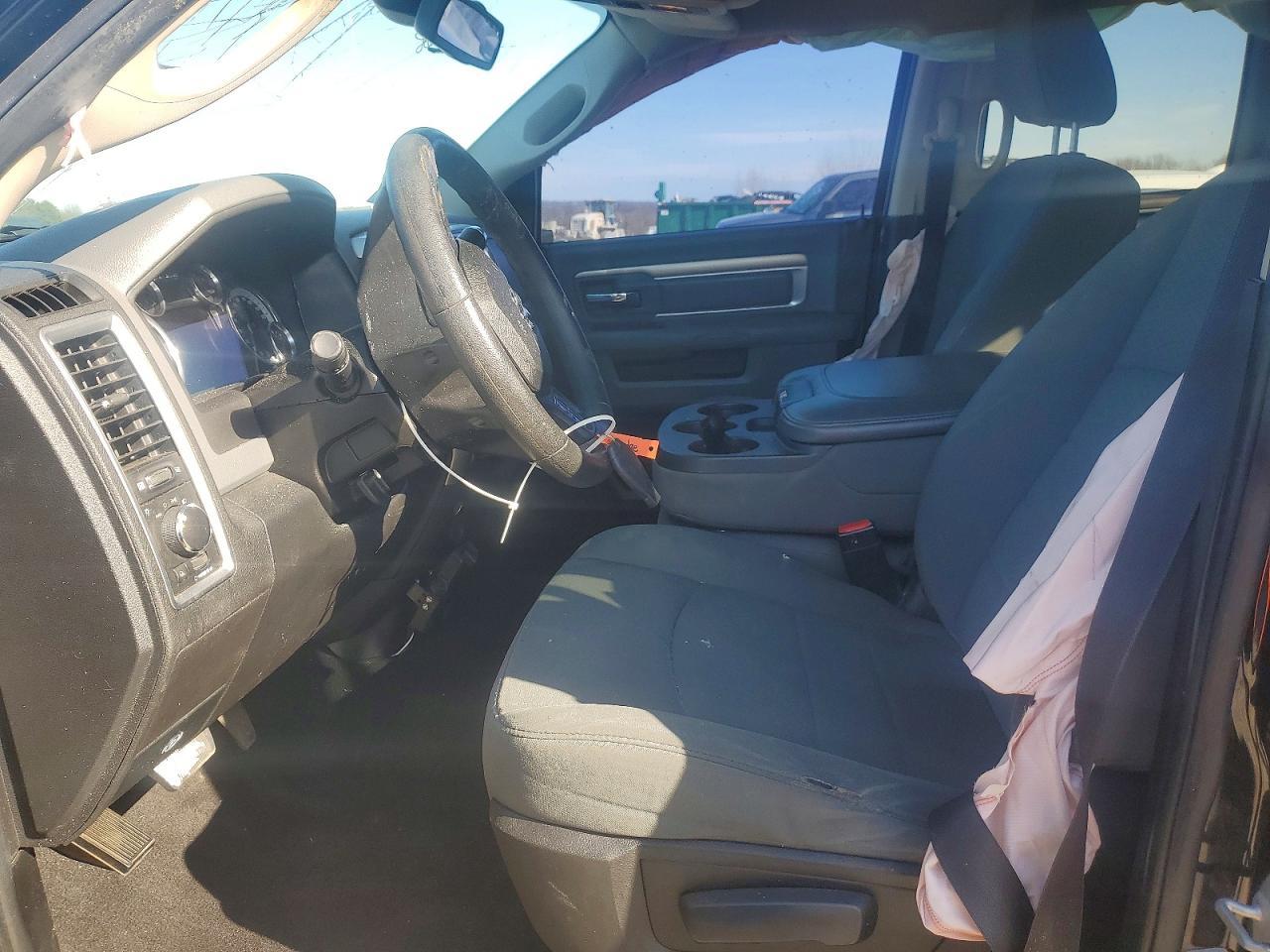 2013 Dodge RAM 1500 SLT