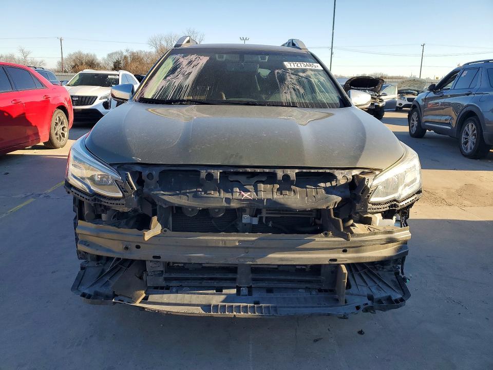 2021 Subaru Outback Touring