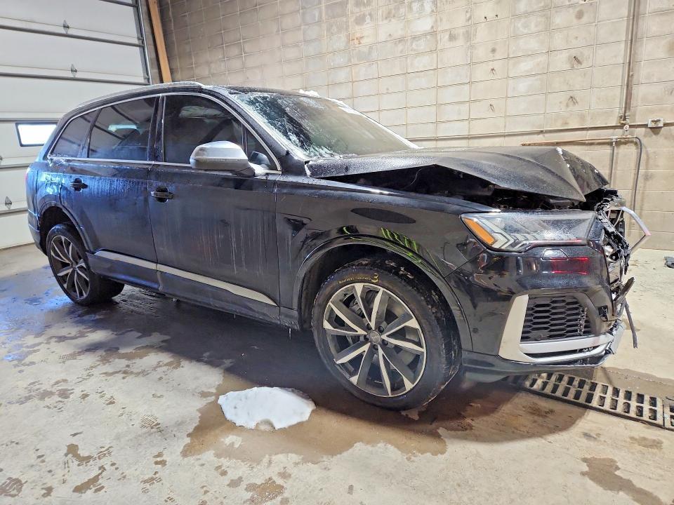 2020 Audi SQ7 Premium Plus