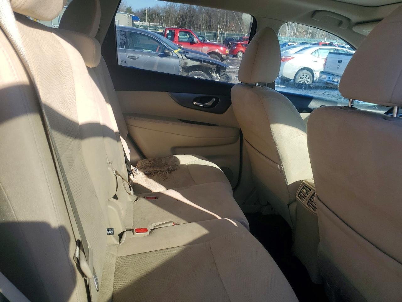 2016 Nissan Rogue s