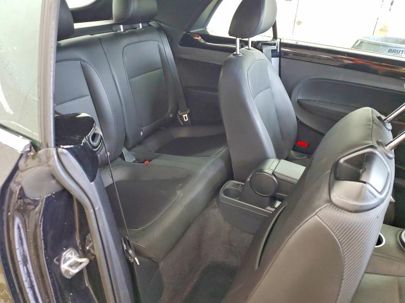 2018 Volkswagen Beetle s