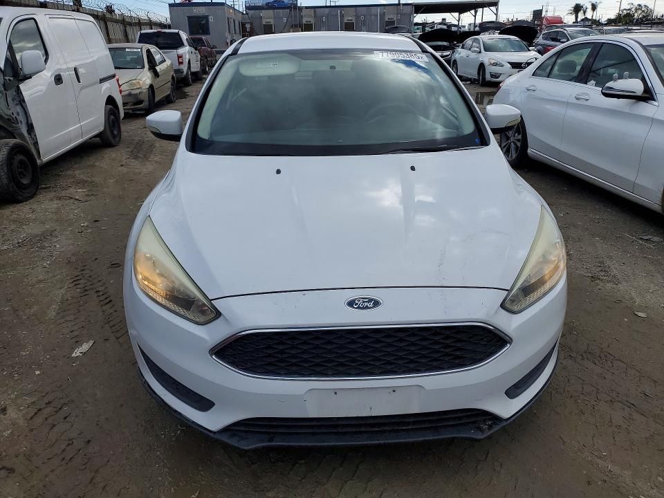 2016 Ford Focus se