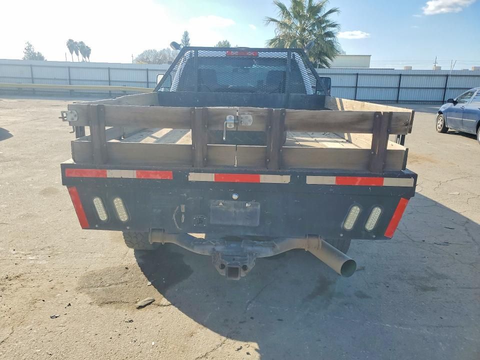 2015 Chevrolet Silverado Flatbed Truck