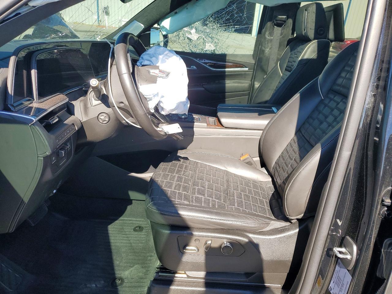 2023 Cadillac Escalade esv Sport Platinum
