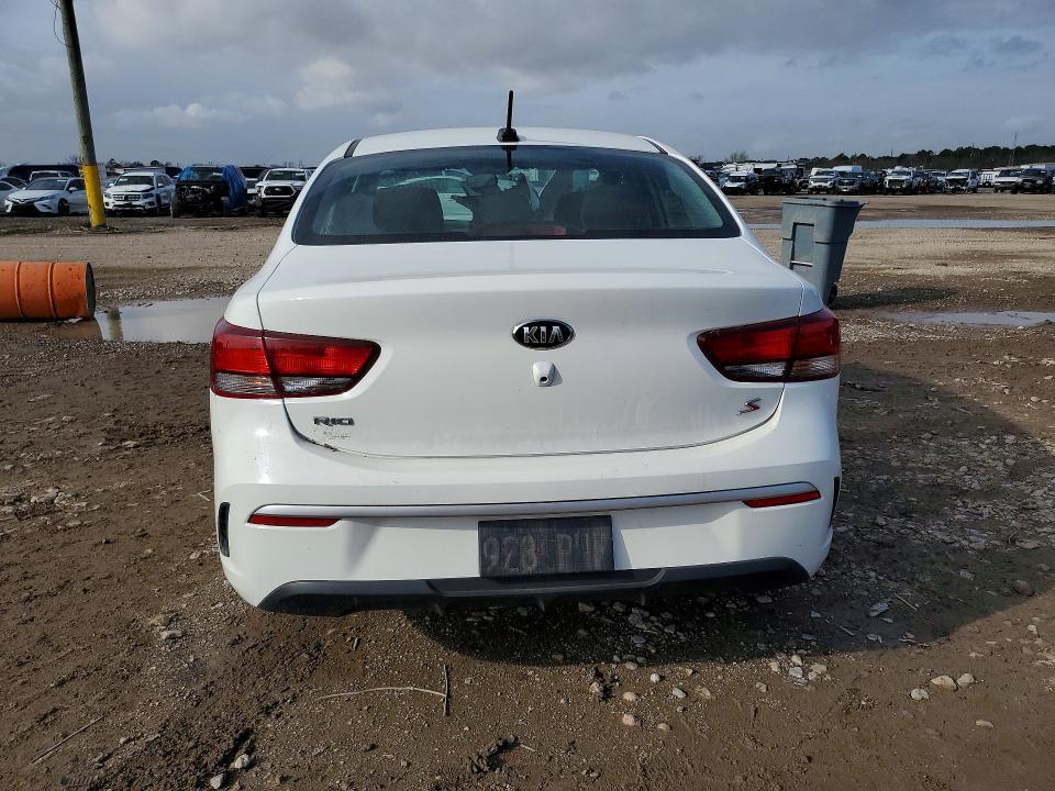 2021 KIA Rio lx