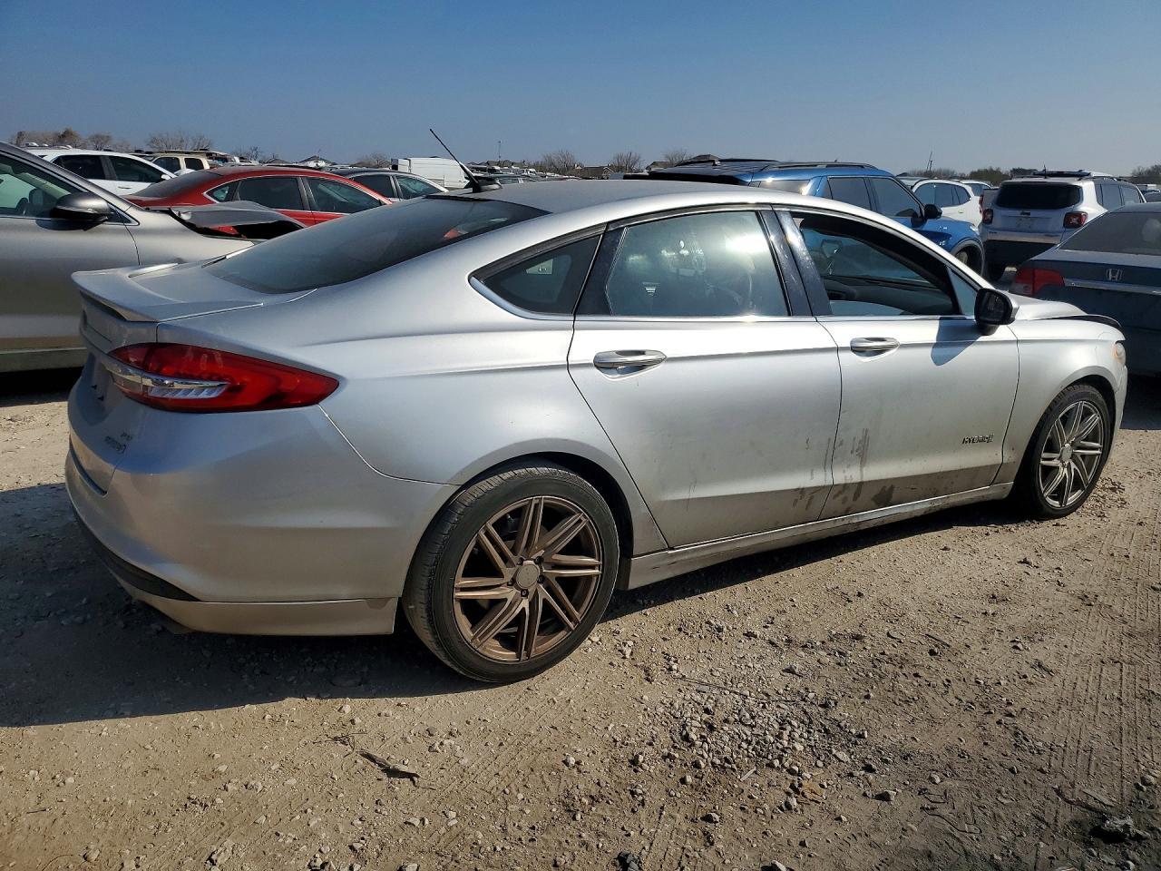 2017 Ford Fusion se Hybrid