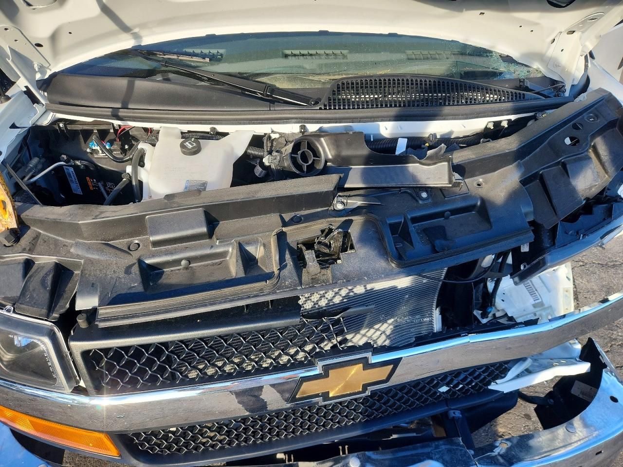 2025 Chevrolet Express G2500