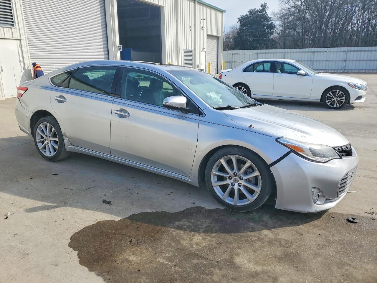 2013 Toyota Avalon Base