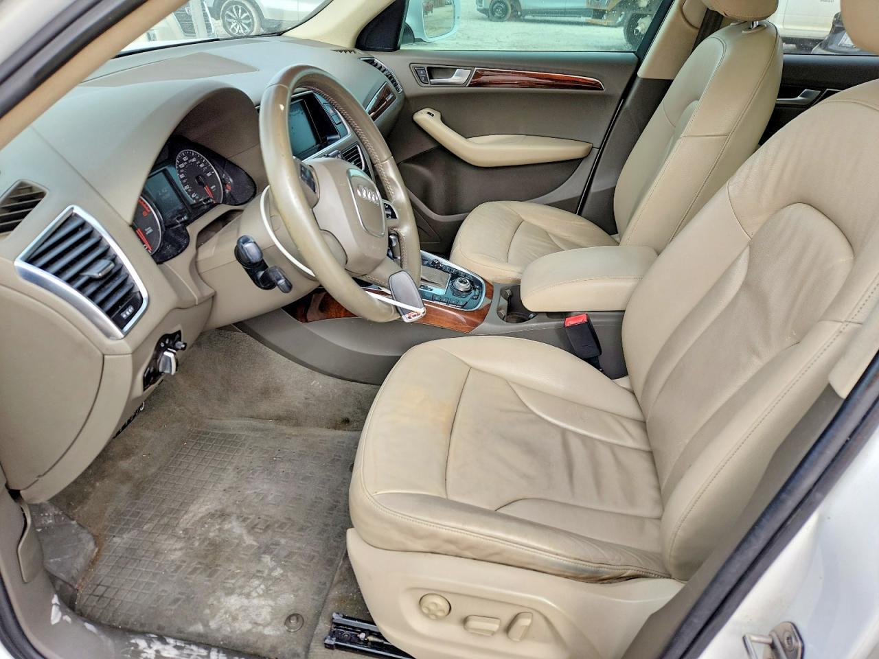 2010 Audi Q5 Premium Plus