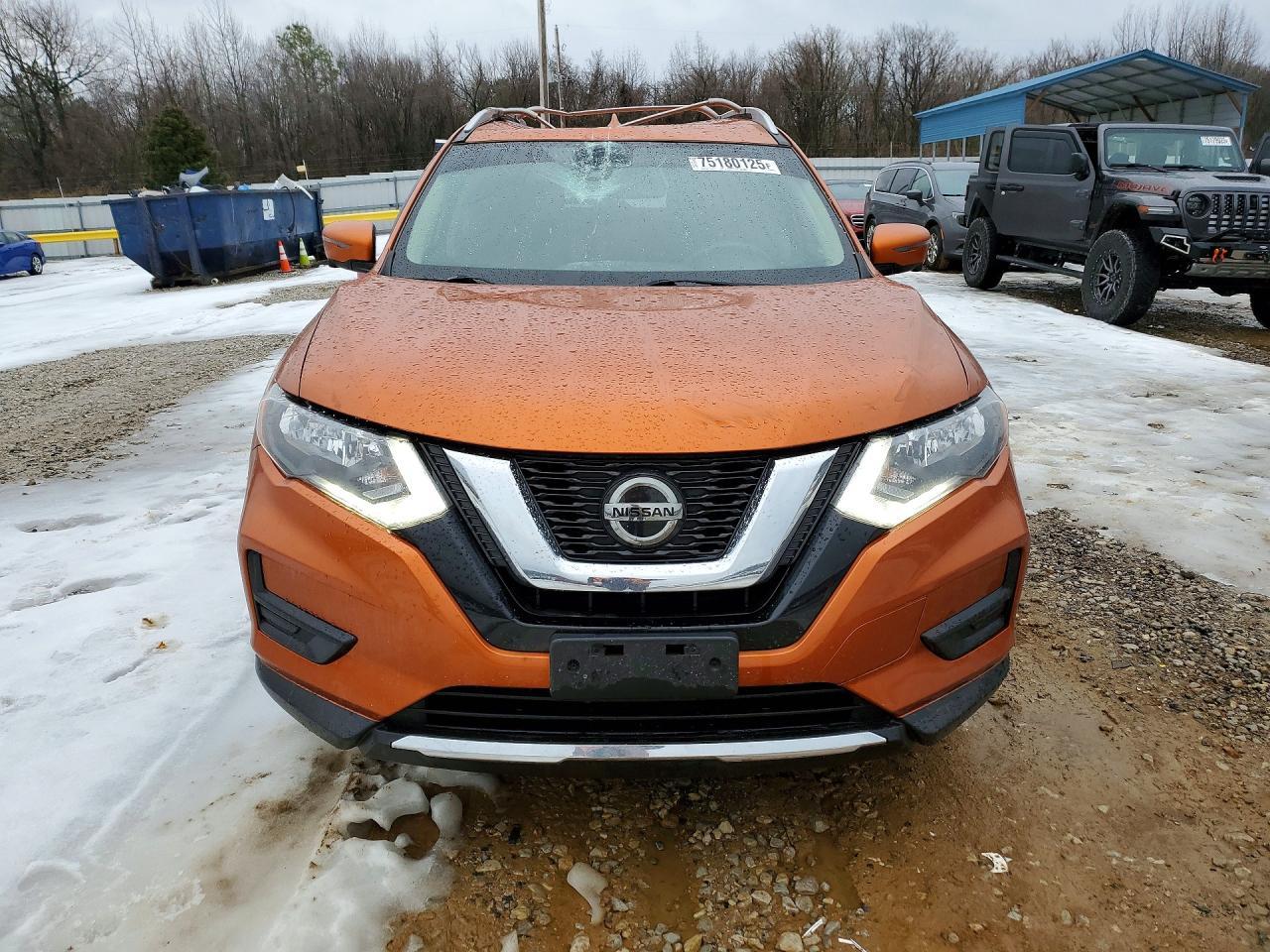 2019 Nissan Rogue sv