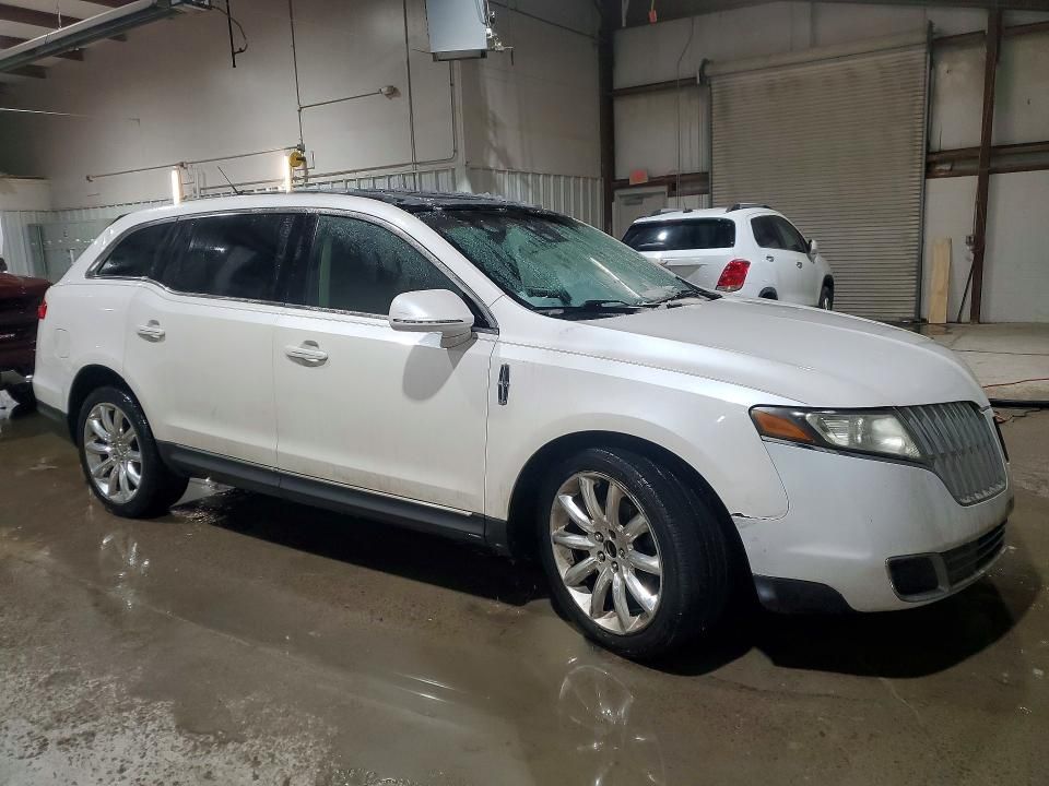 2011 Lincoln MKT