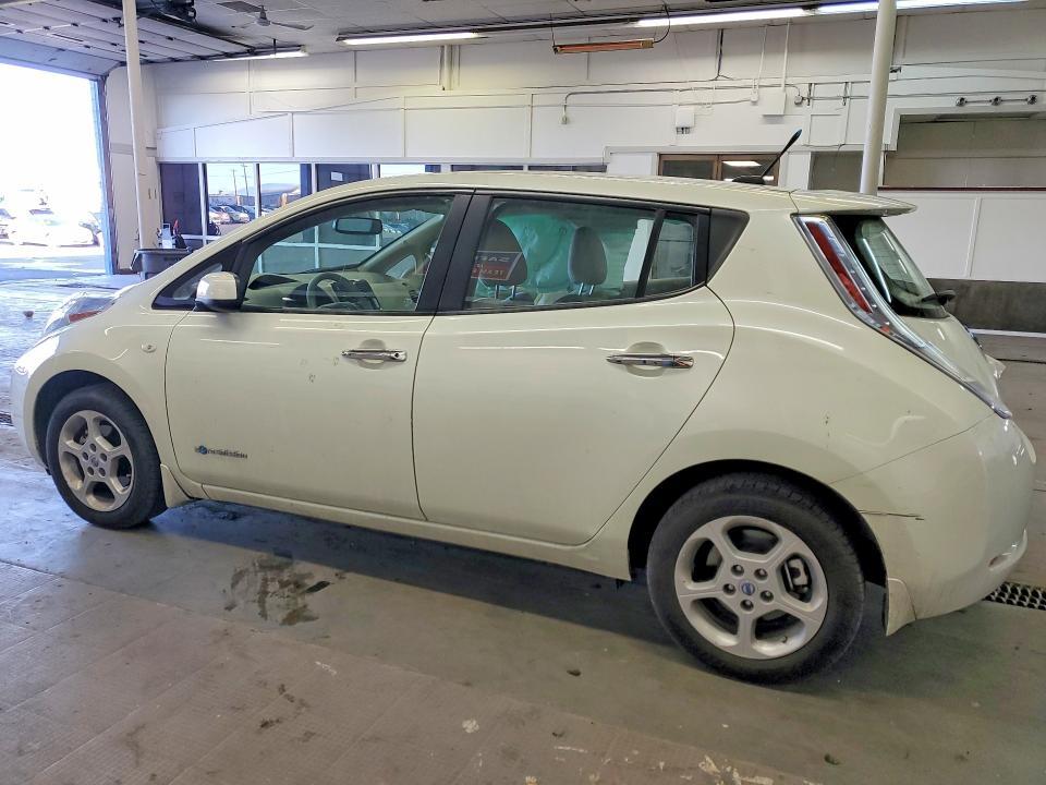 2011 Nissan Leaf sv