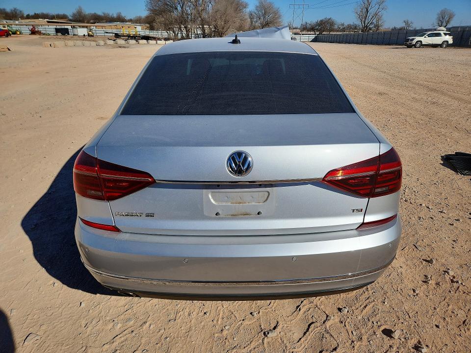 2018 Volkswagen Passat se