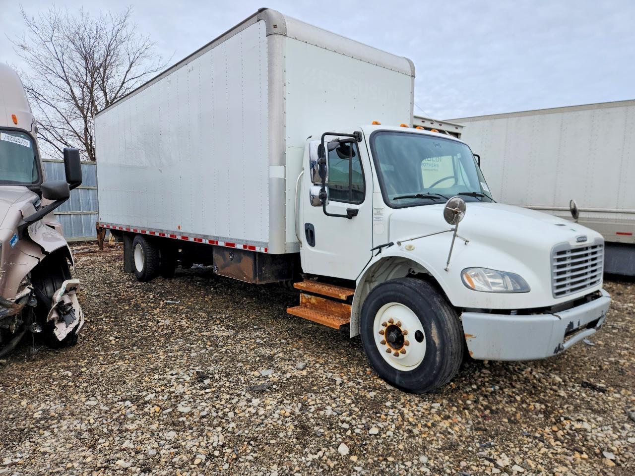 2016 Freightliner Business Class M2 BOX Truck
