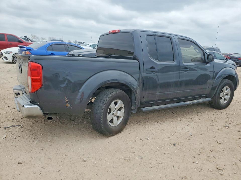 2013 Nissan Frontier s