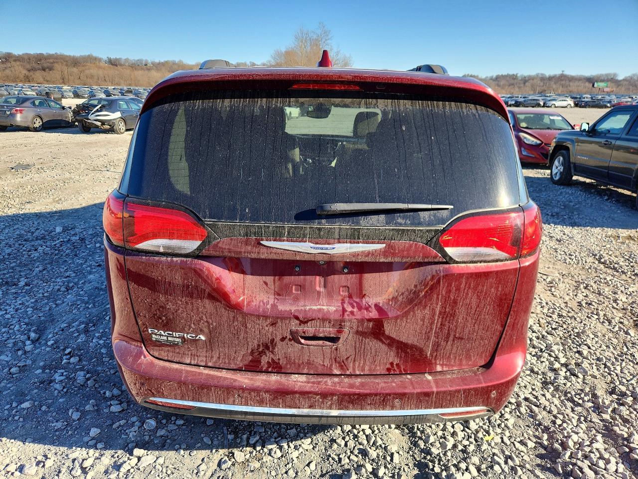 2020 Chrysler Pacifica Touring l
