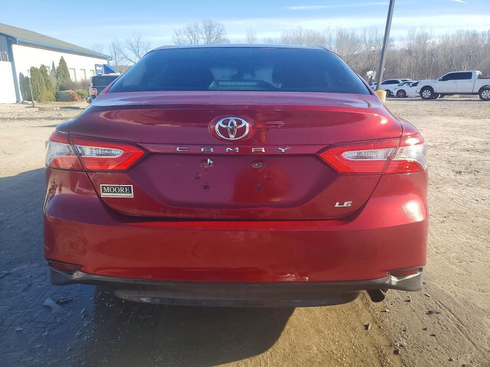 2018 Toyota Camry le
