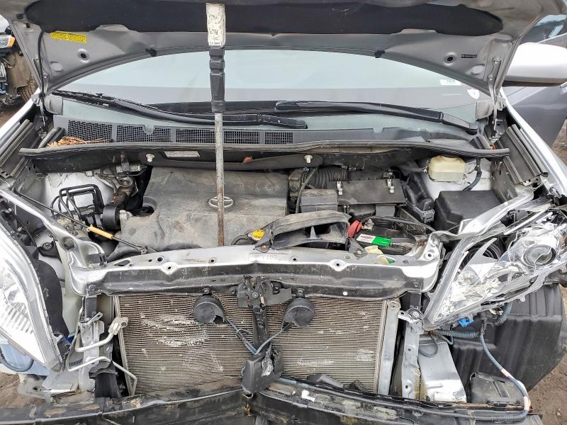 2015 Toyota Sienna le 8 Passenger