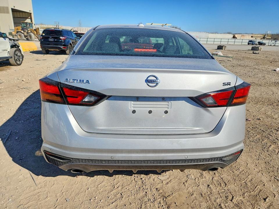 2020 Nissan Altima 2.5 sr
