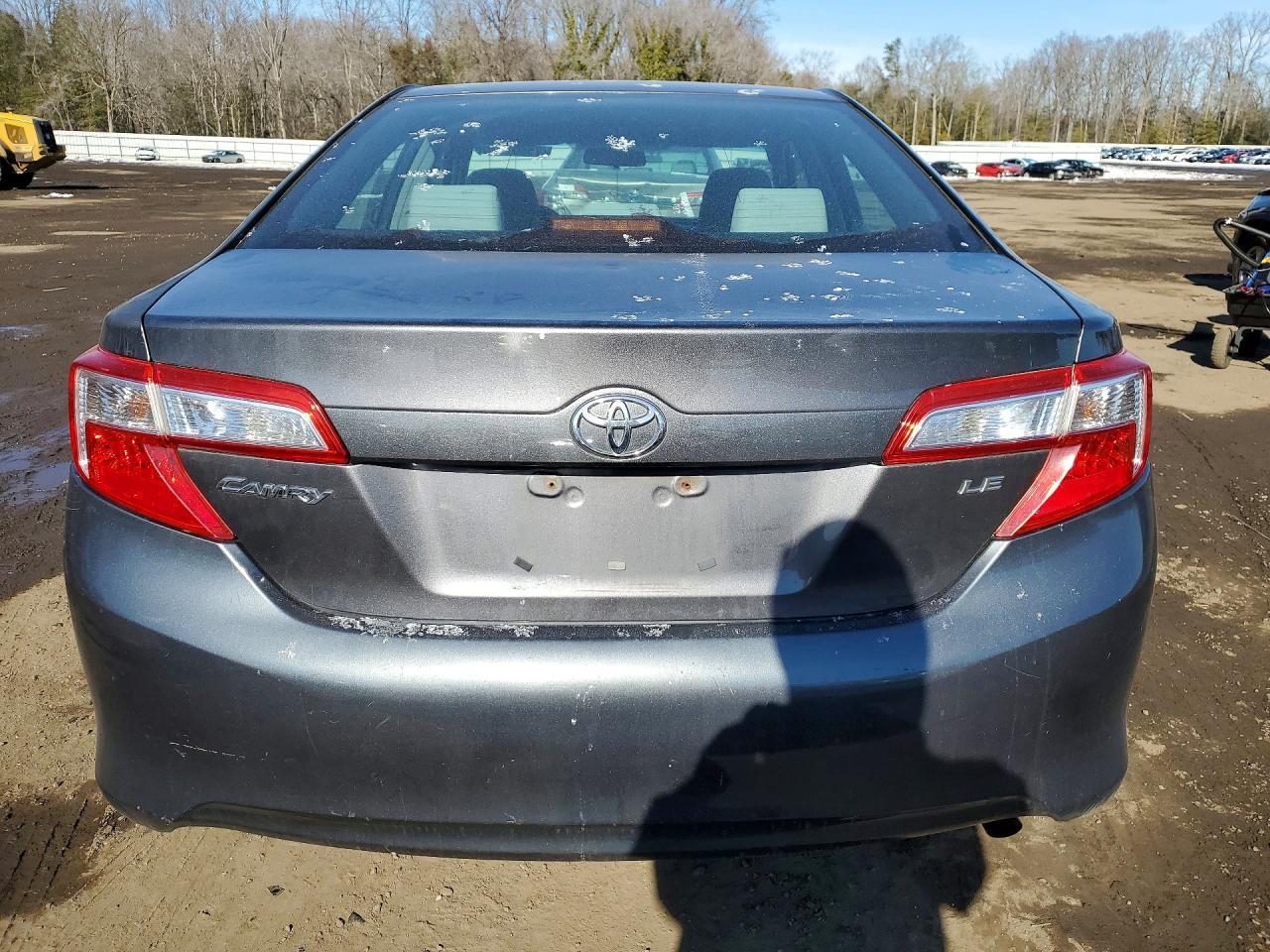 2013 Toyota Camry l