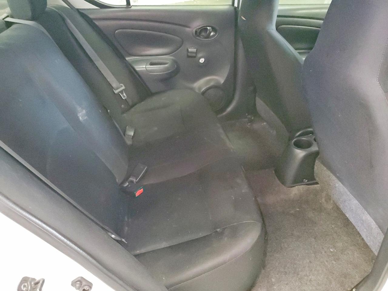 2015 Nissan Versa s