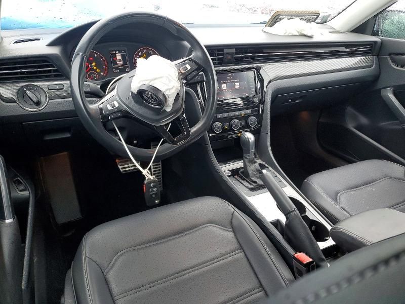 2020 Volkswagen Passat R-line