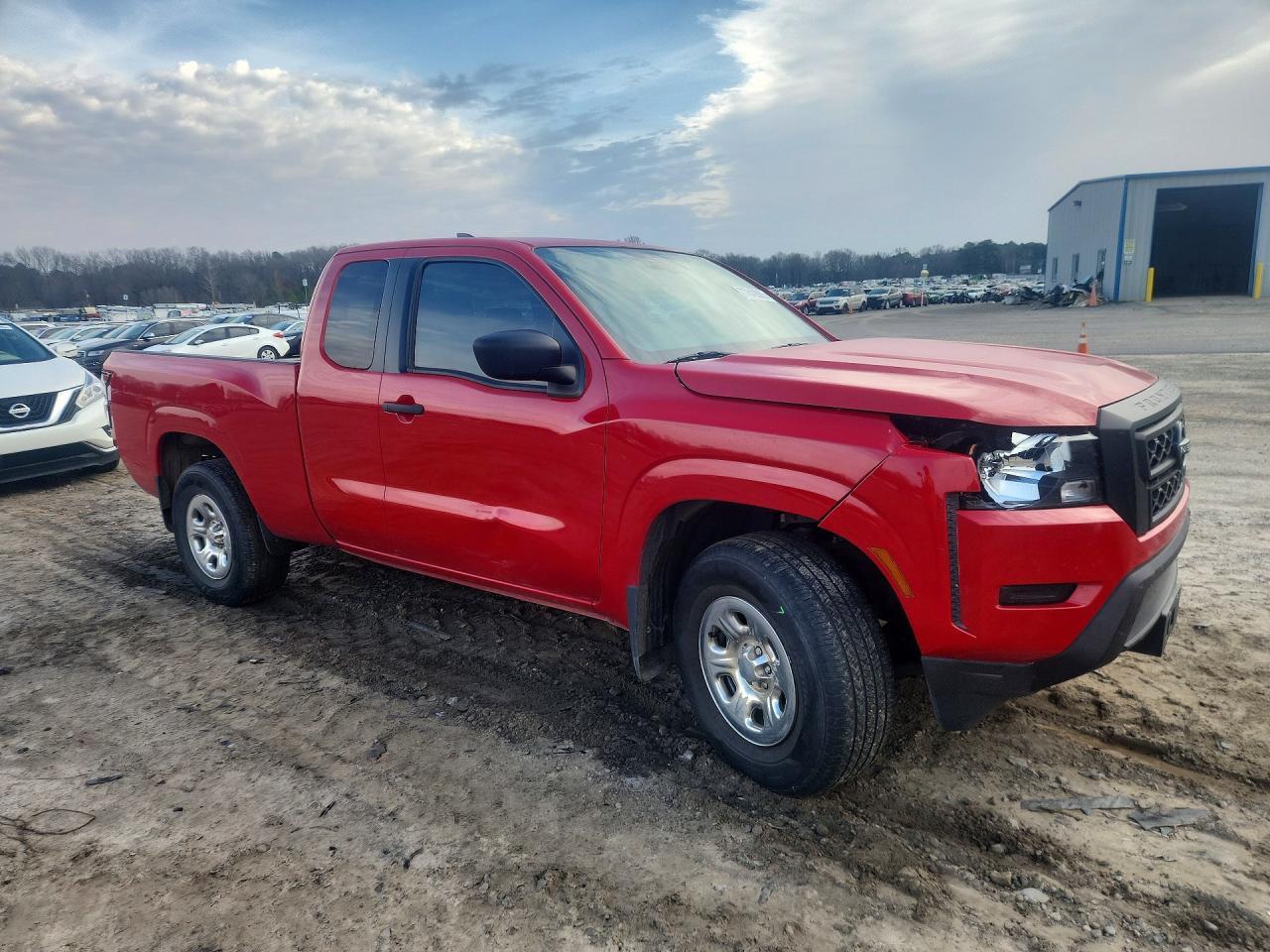 2022 Nissan Frontier s