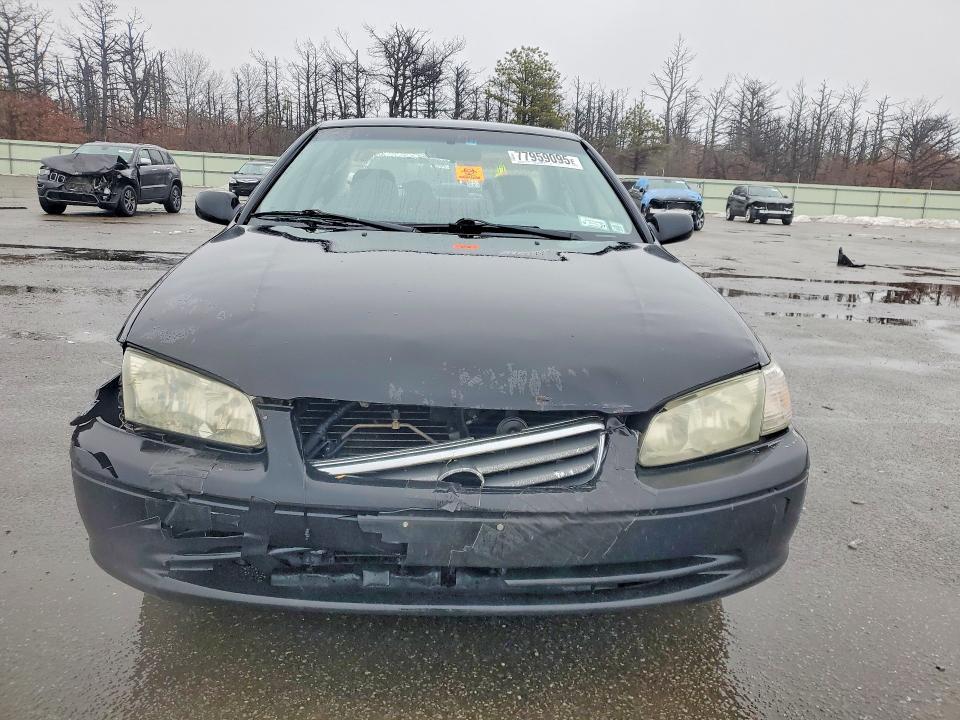 2000 Toyota Camry