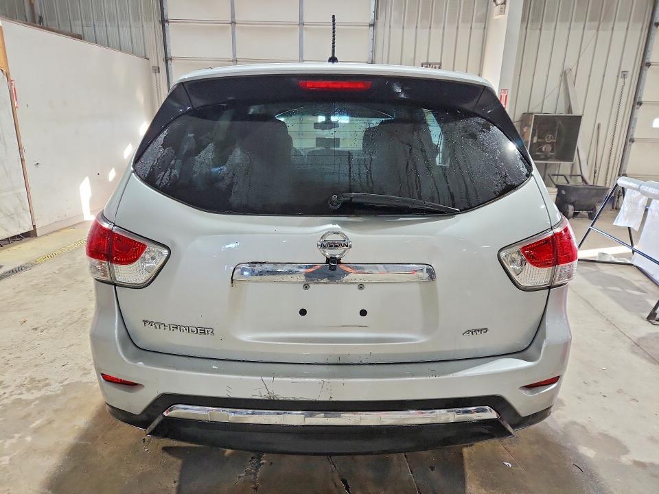 2014 Nissan Pathfinder s