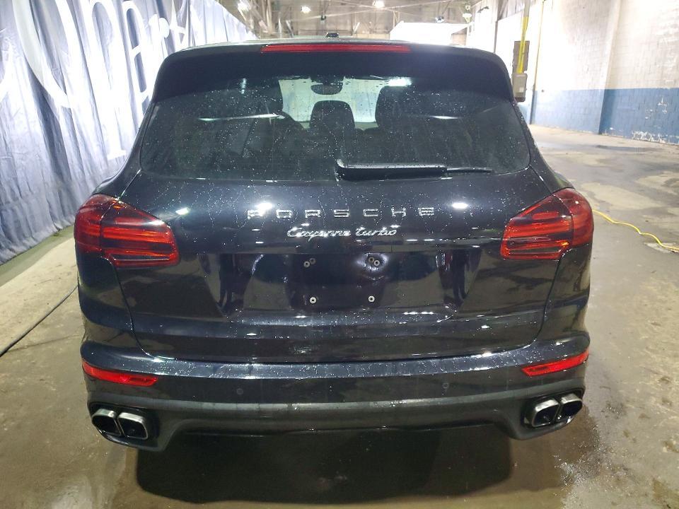 2018 Porsche Cayenne Turbo