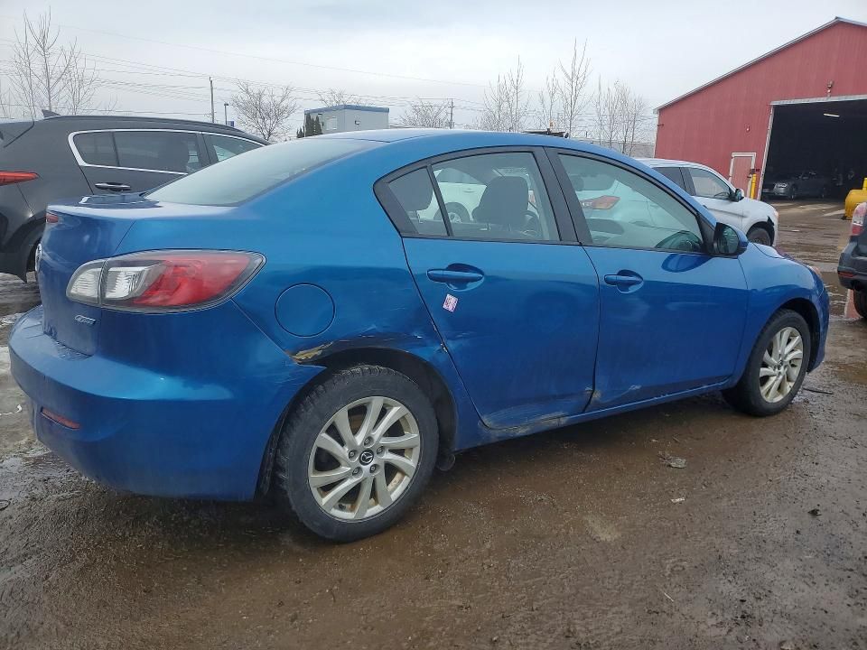 2013 Mazda 3 I