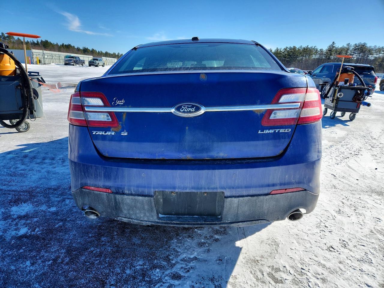 2015 Ford Taurus Limited