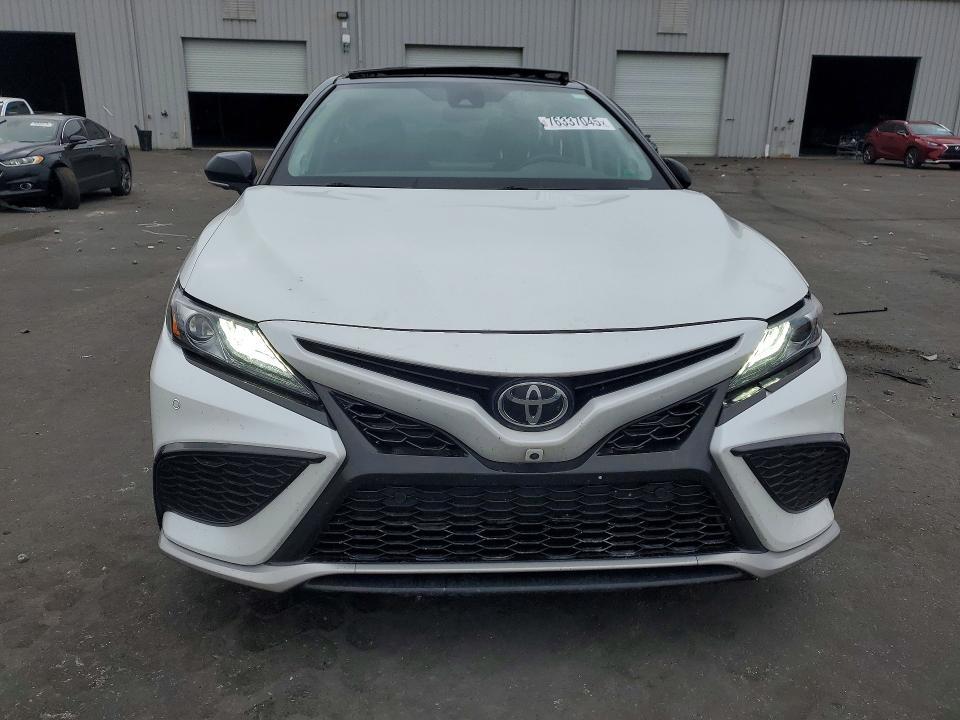 2024 Toyota Camry xse V6