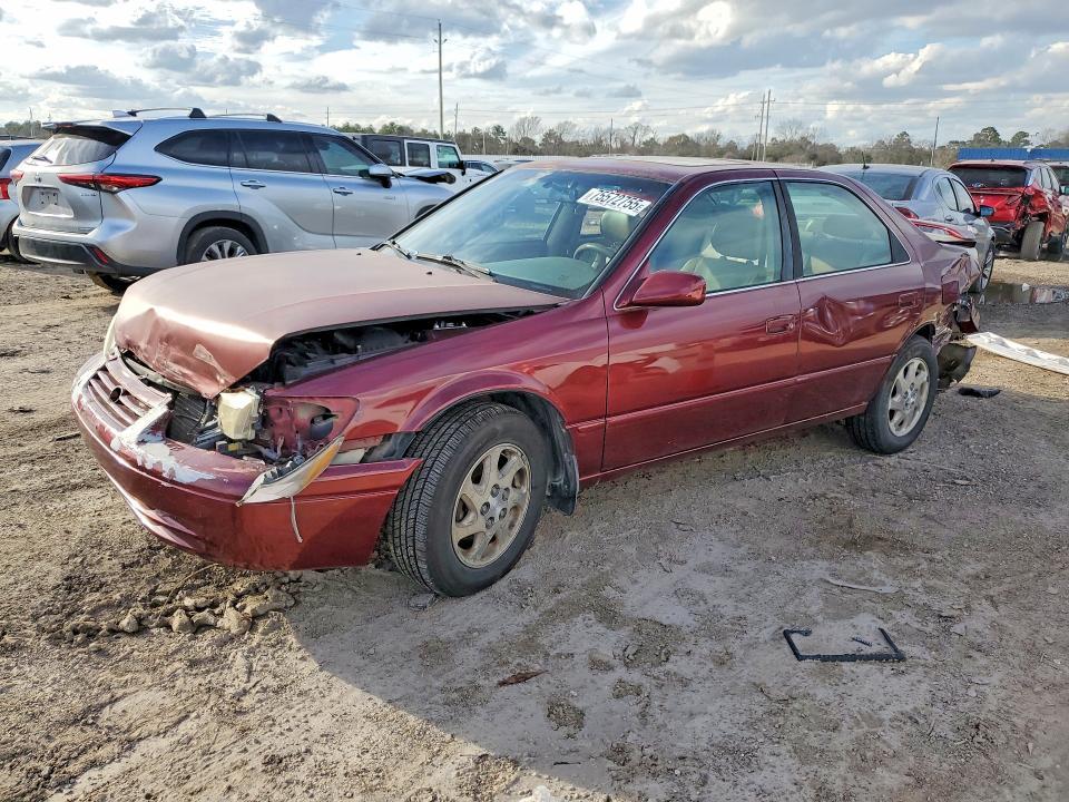 1999 Toyota Camry le