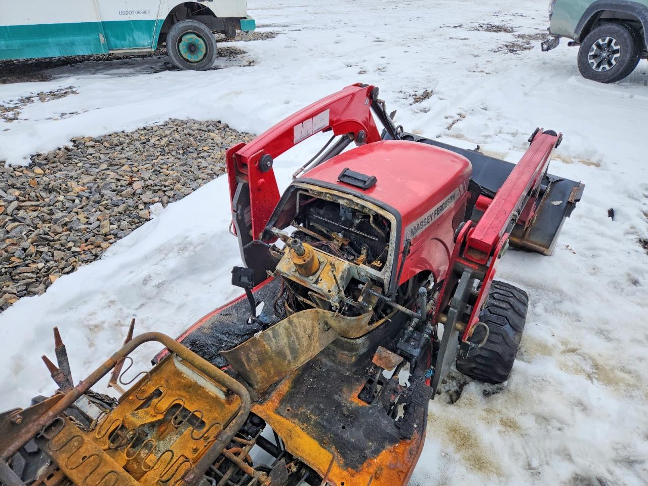 2016 Massey Ferguson DL95 Tractor