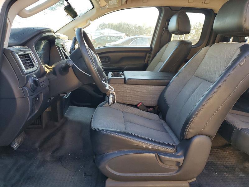 2018 Nissan Titan s
