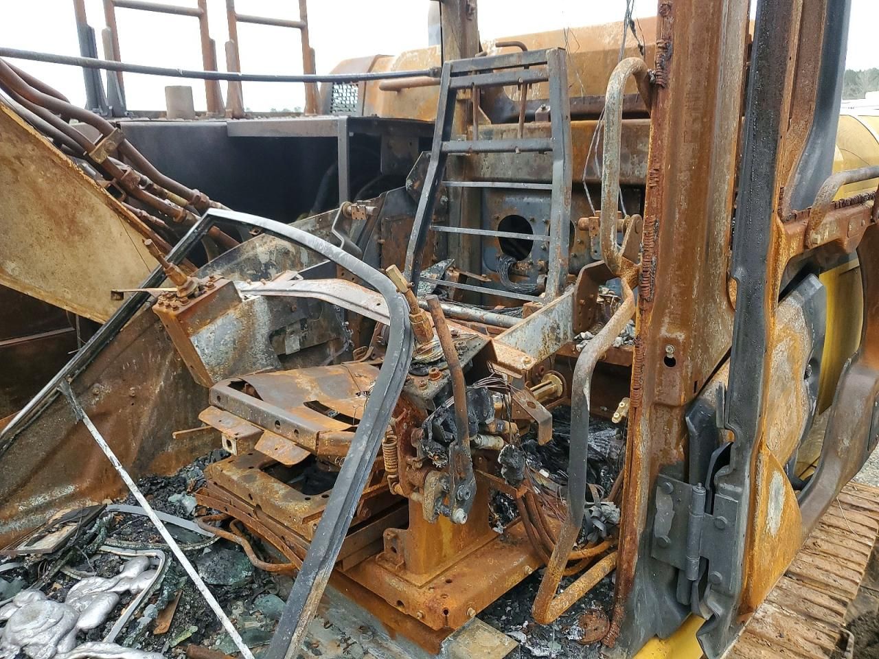 2022 John Deere 130G Excavator