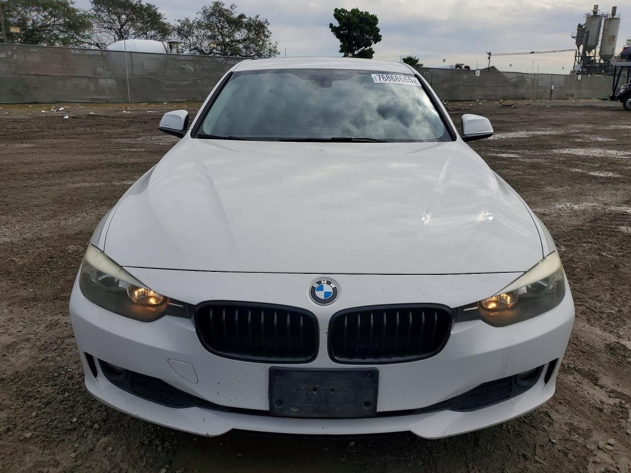 2015 BMW 320 i