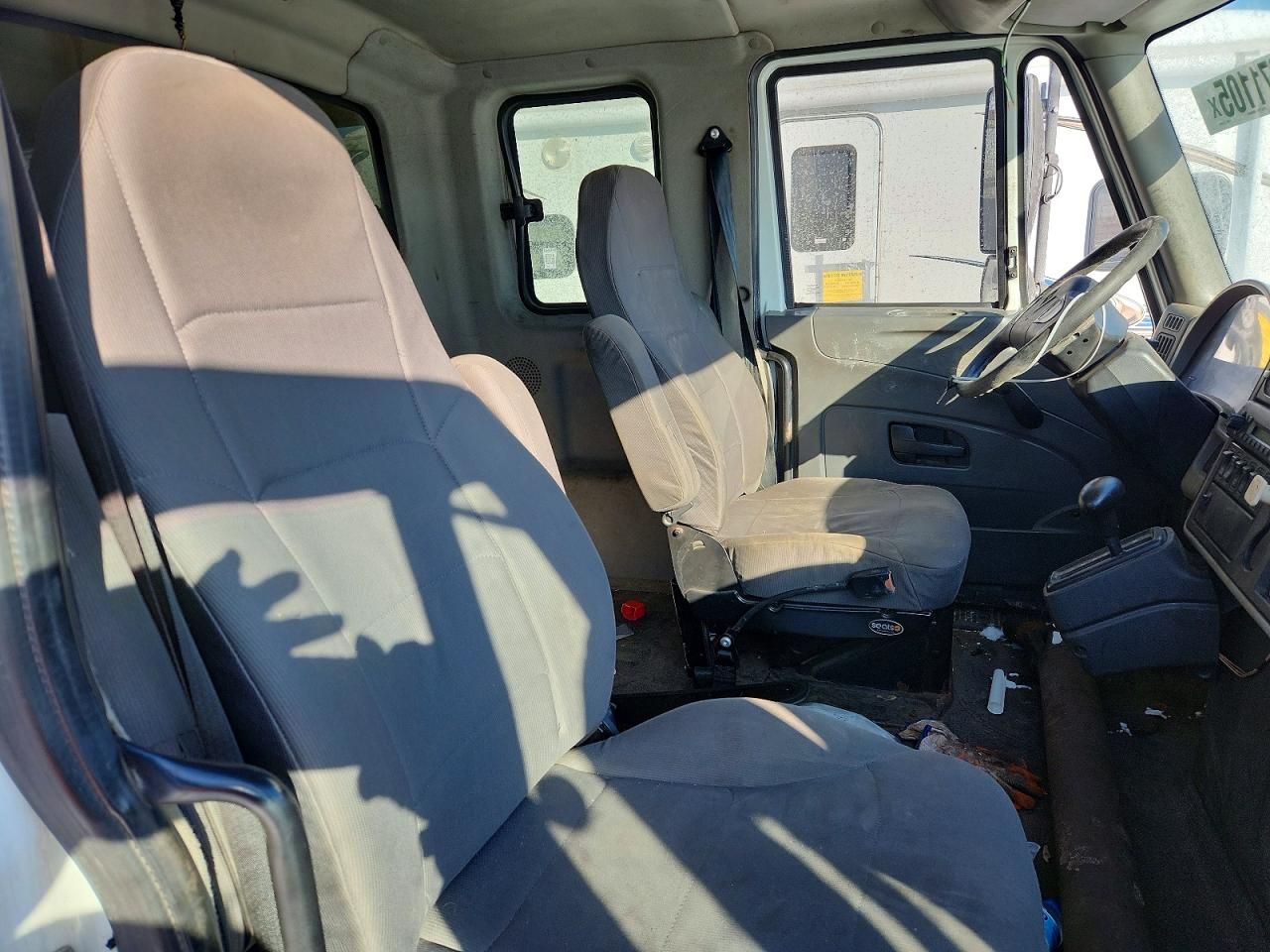 2010 International 4000 4300