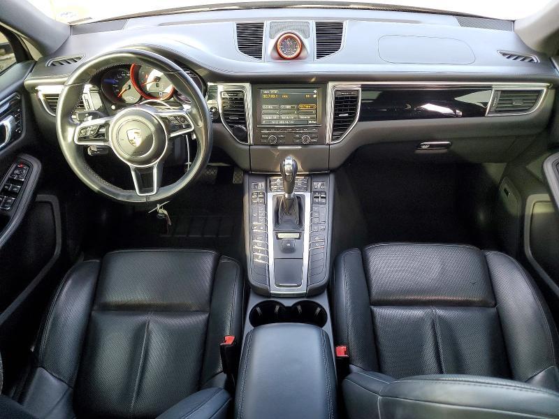 2016 Porsche Macan s
