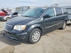 2014 Chrysler Town & Country Touring en venta en Bakersfield, CA