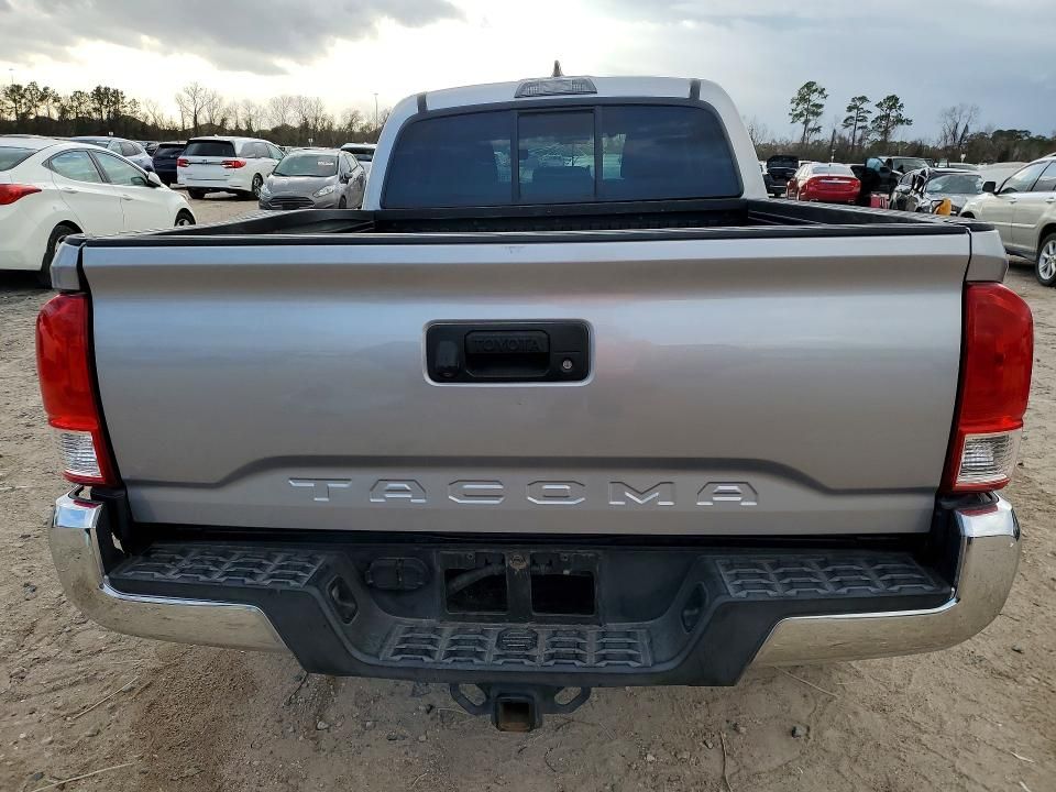 2017 Toyota Tacoma Double cab