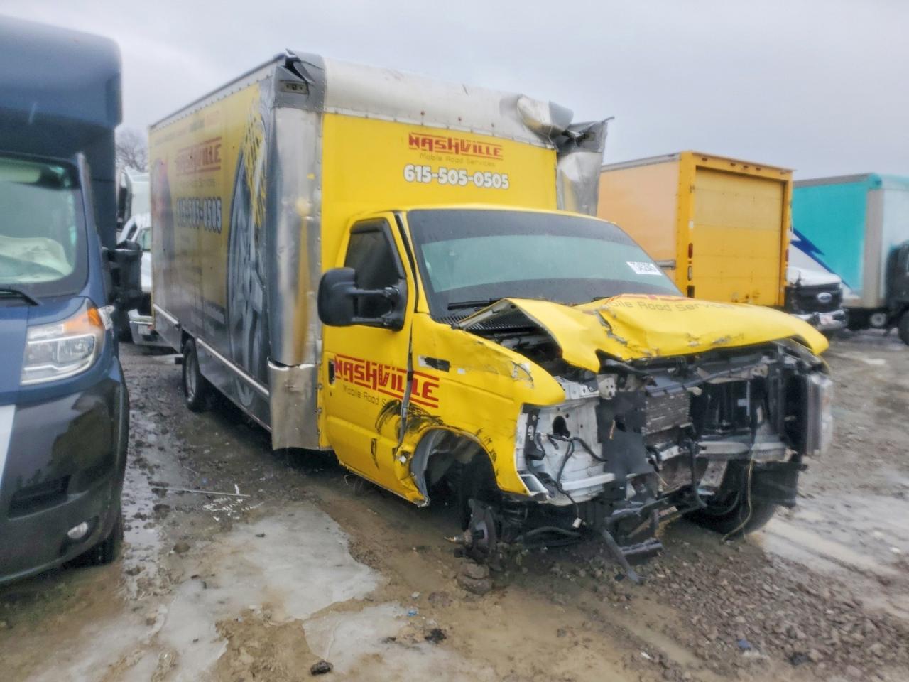 2022 Ford E350 BOX Truck