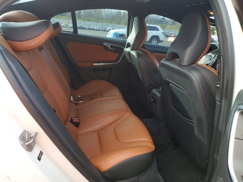 2015 Volvo S60 Premier+