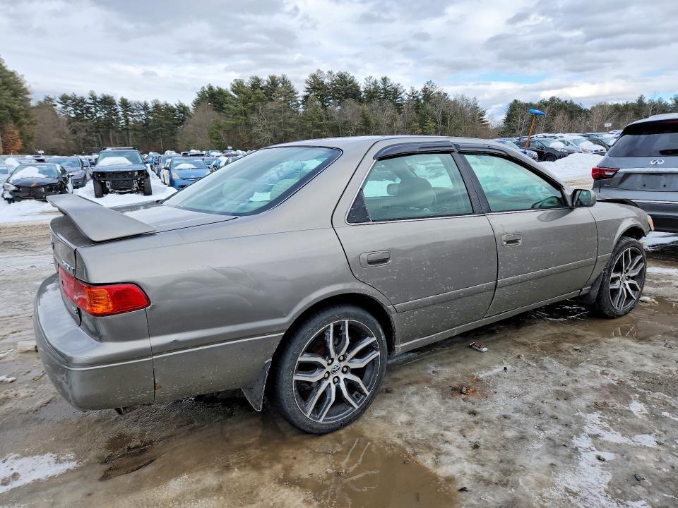 2000 Toyota Camry le
