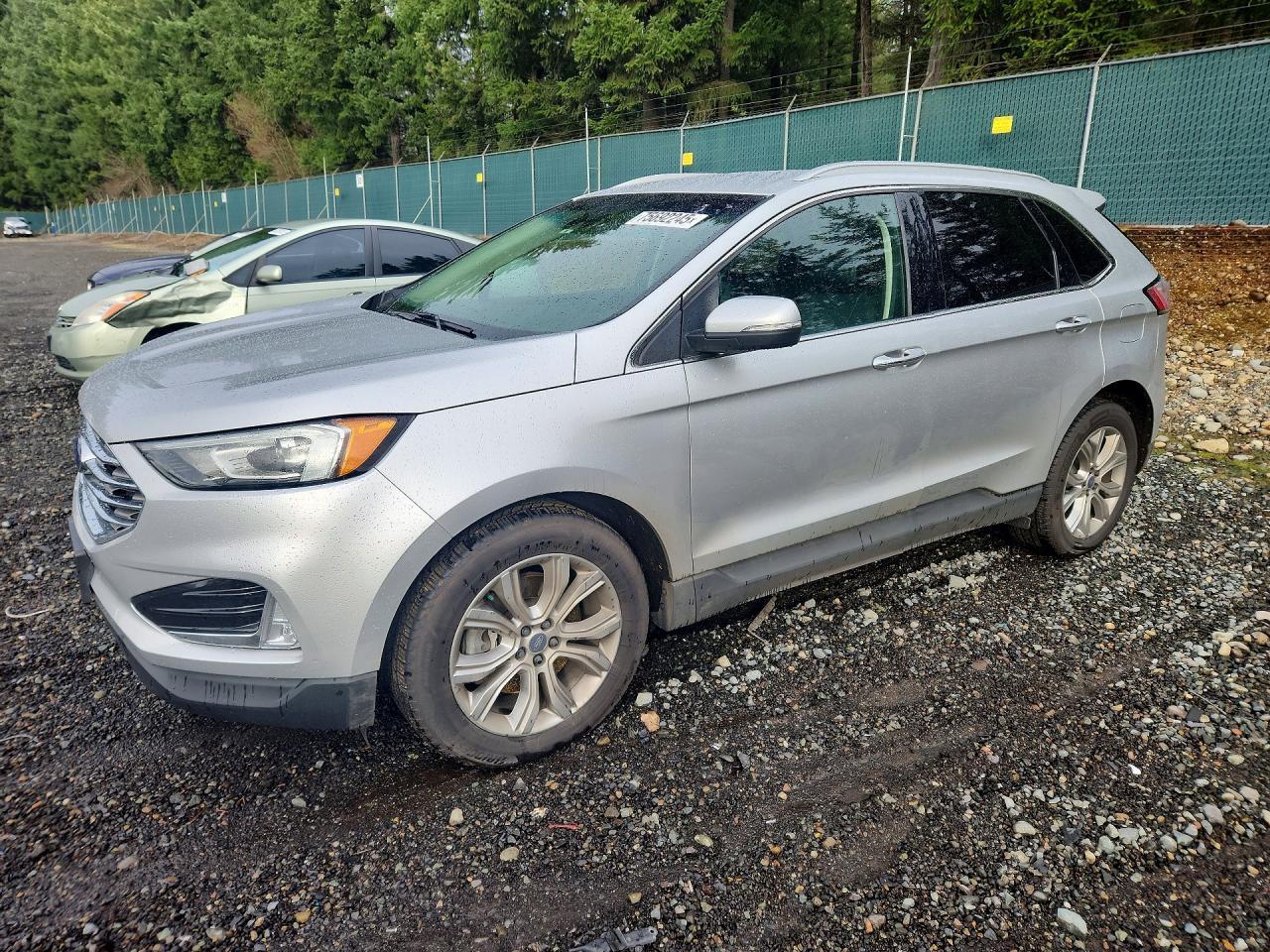 2019 Ford Edge Titanium