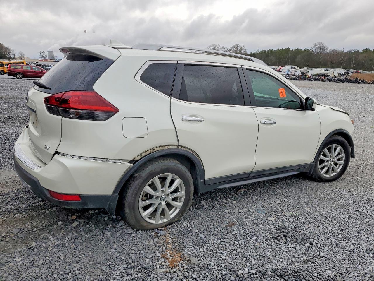 2018 Nissan Rogue