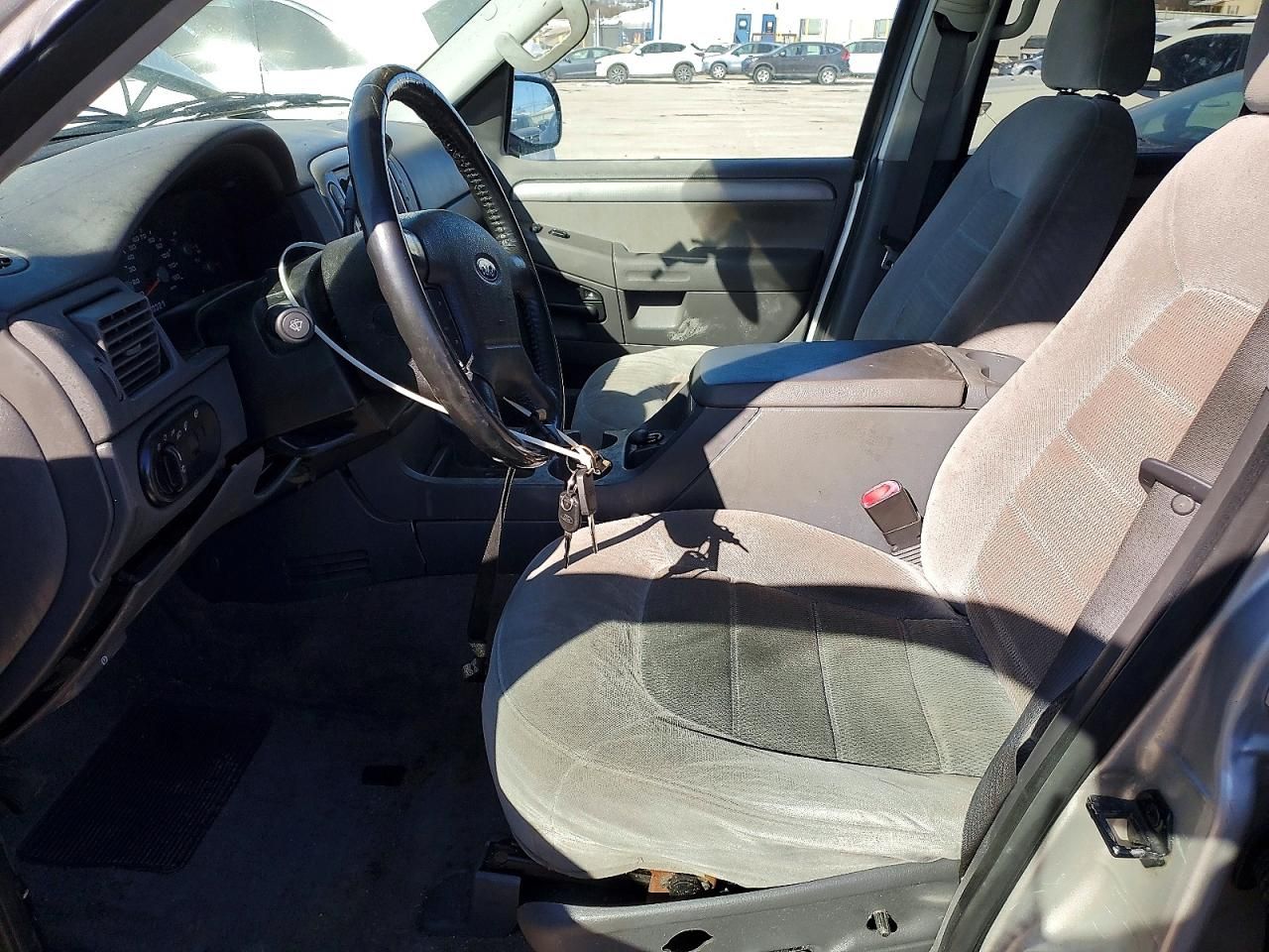 2004 Ford Explorer xlt